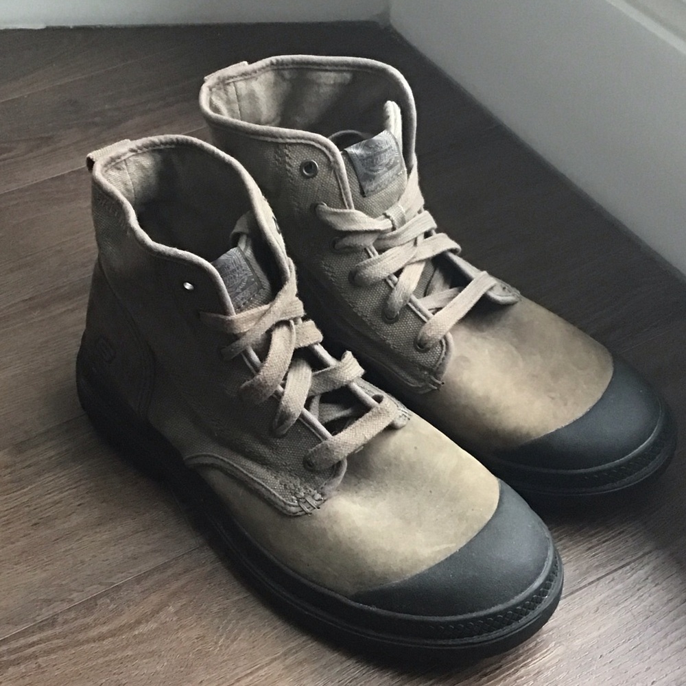 Skechers Men's Tan and Black Boots